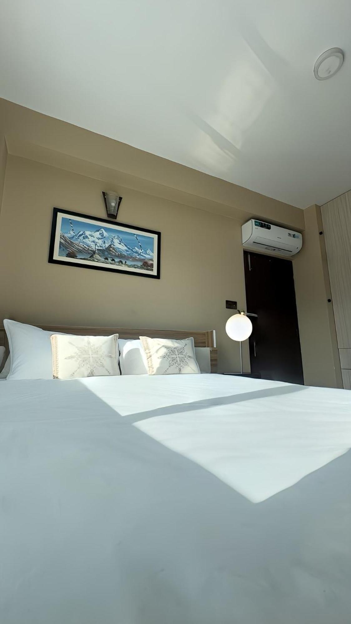 House Of Forrest, Service Apartments Katmandu Eksteriør bilde